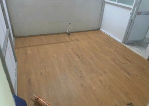 thi công sàn nhựa giả gỗ edge tại quận bình tân