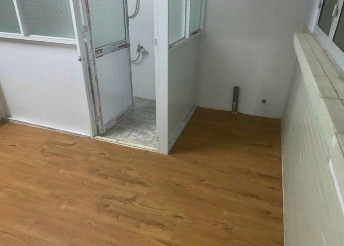 thi công sàn nhựa giả gỗ edge tại quận bình tân